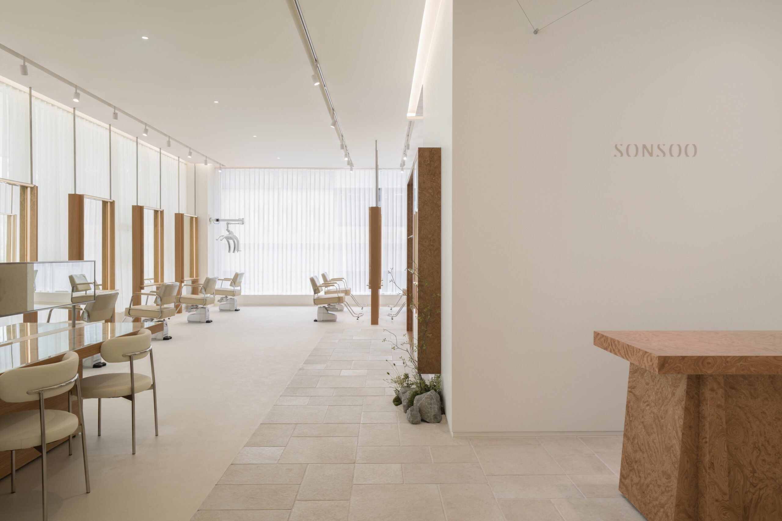 일괄편집_[AVEC] 20250701_SONSOO_F-011