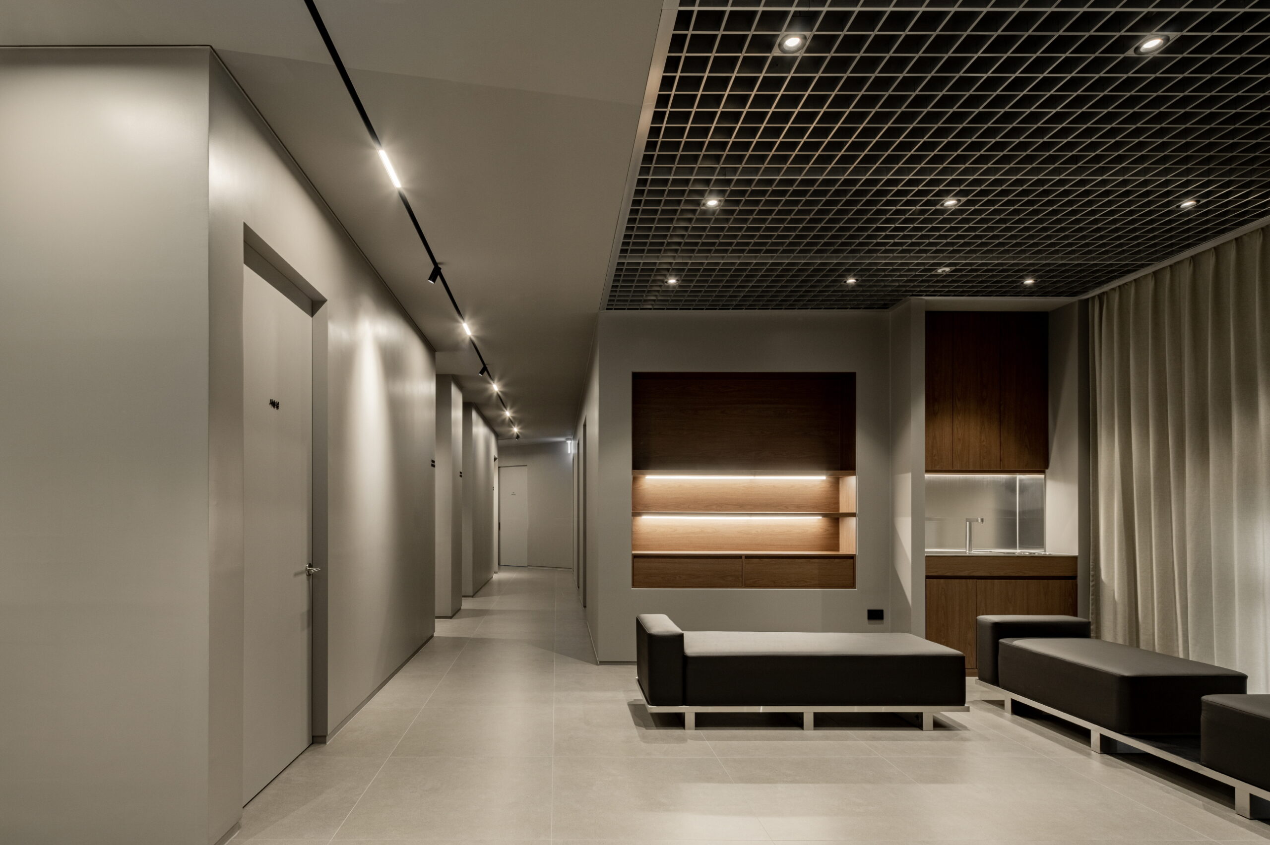 230416_01_Avec-24_LOW