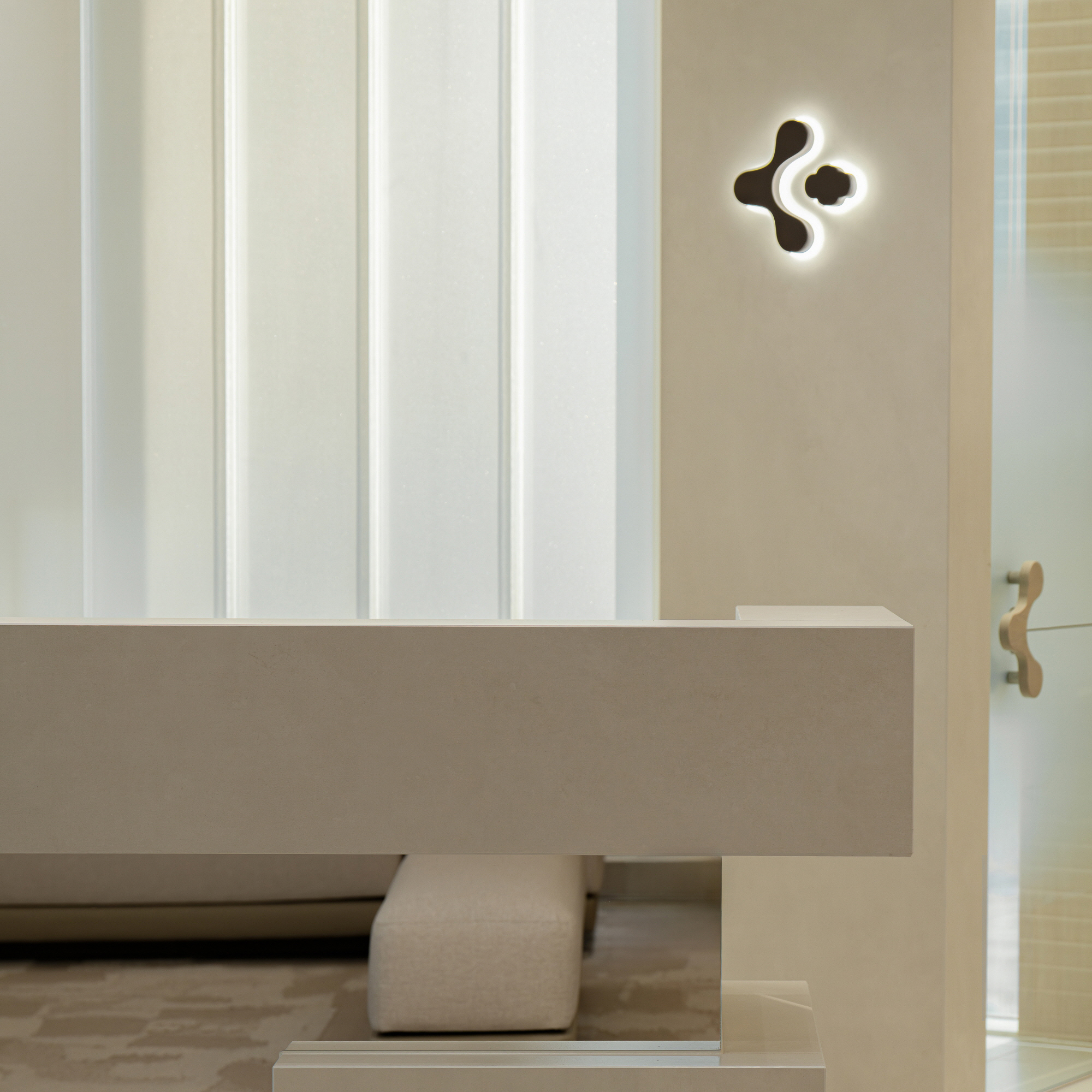 신사동 케이플러스 성형외과